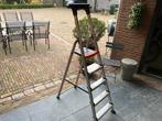 Altrex trap 5 treden, Doe-het-zelf en Verbouw, Ladders en Trappen, Ophalen, Trap, Zo goed als nieuw, Opvouwbaar of Inschuifbaar