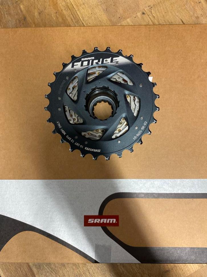 Sram Force XG-1270 10-28 en 10-30 12-speed cassette ZGAN, Fietsen en Brommers, Fietsonderdelen, Zo goed als nieuw, Racefiets, Derailleur of Ketting