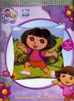Cado aanbieding disney borduurpakket kussen, dora met rugtas, Hobby en Vrije tijd, Ophalen of Verzenden, Nieuw, Handborduren, Borduurpakket