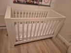 Kidsmill Alaska mat wit ledikant, commode en wandplak, Kinderen en Baby's, Kinderkamer | Complete kinderkamers, Ophalen, Zo goed als nieuw