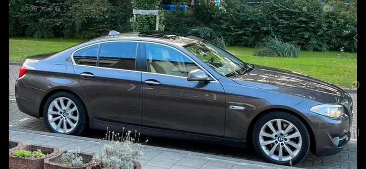 BMW 5-Serie 3.0 I 528 AUT 2011 Bruin, Auto's, BMW, Particulier, 5-Serie, ABS, Achteruitrijcamera, Adaptieve lichten, Adaptive Cruise Control