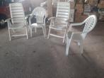 4x hard plastic kunststof witte tuinstoelen samen 25 euro, Ophalen, Gebruikt, Kunststof, Stapelbaar