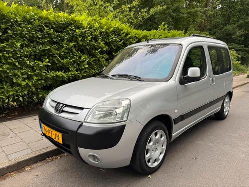 Peugeot Partner 1.6 16V 2004 Grijs, Auto's, Peugeot, Bedrijf, Partner, Benzine, D, MPV, Handgeschakeld, Origineel Nederlands, Zilver of Grijs