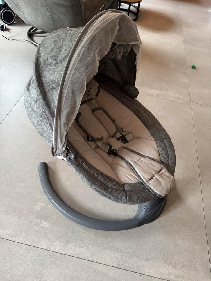 Tryco Hugg Elektrische Wipstoel - Zwart/Grijs, Kinderen en Baby's, Wipstoeltjes, Gebruikt, Wipstoel, Overige merken, Met gordel(s) of riempje(s)