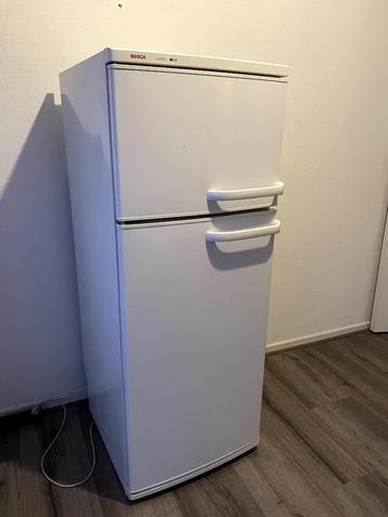 Bosch Koel-vriescombinatie beschikbaar voor biedingen