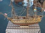 Scheepsmodel-Modelschip. HMS. VICTORY., Hobby en Vrije tijd, Ophalen, Gebruikt, Overige merken