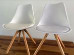 1x Witte kuipstoelen met houten poten, Ophalen, Zo goed als nieuw, Wit