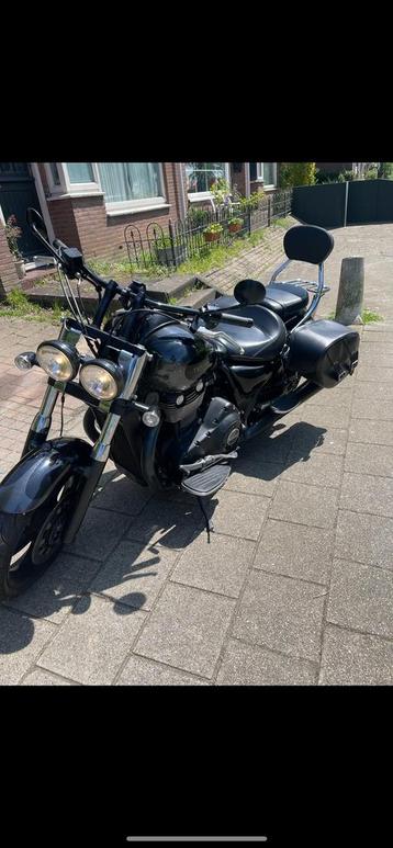 Thriumph Thunderbird Nightstorm 1700CC beschikbaar voor biedingen