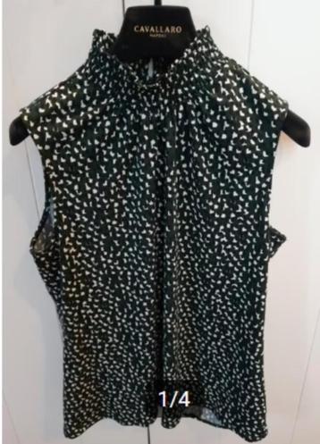 Als nieuw mooie groene top met print adrianna papell beschikbaar voor biedingen