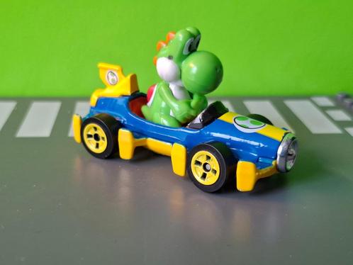 Hotwheels - Yoshi Mach 8 [blauw] Nintendo Mariokart, Hobby en Vrije tijd, Modelauto's | Overige schalen, Zo goed als nieuw, Auto