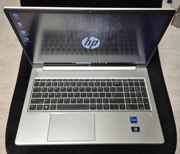 HP Probook 450 G9 Core i5-1235U max 4.4GHz 512GBSSD 16GBDDR4 beschikbaar voor biedingen
