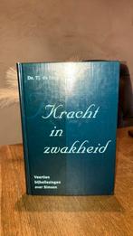 KR-1 Ds Tj. de Jong - Kracht in zwakheid, Boeken, Ophalen of Verzenden, Zo goed als nieuw, Tj. de Jong