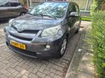 Toyota Urban Cruiser 1.3 Vvt-i 2011 Zwart, Auto's, Voorwielaandrijving, 4 cilinders, 100 pk, Zwart