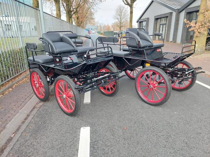 Twee recreatiewagens, Dieren en Toebehoren, Rijtuigen en Koetsen, Nieuw, Paard