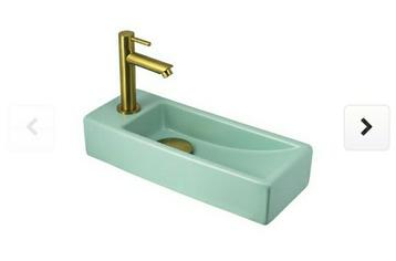 Prachtig pastel groen fonteintje extra smal nieuw in doos  beschikbaar voor biedingen