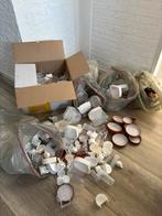 T.e.a.b .groot assortiment aan fonteintjes, voerbak, badhuis, Dieren en Toebehoren, Vogels | Toebehoren, Ophalen, Zo goed als nieuw