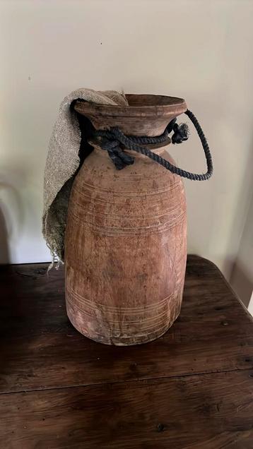Houten Vaas met Touw - Rustiek Decor beschikbaar voor biedingen