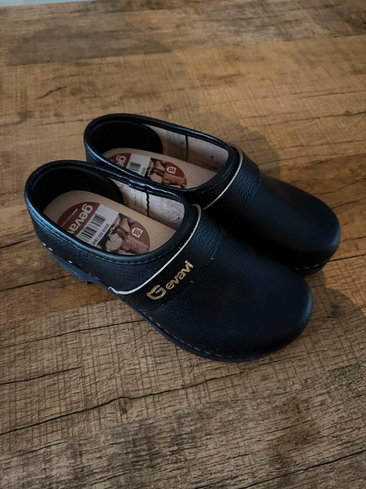 Gevavi (schoen-) klompen - Maat 37, niet buiten gedragen!, Tuin en Terras, Werkkleding, Zo goed als nieuw, Dames, Heren, Kinderen