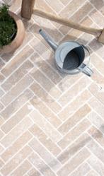 11,4m2 Dijon Tumbled Herringbone/visgraat brick tegel, Hardsteen, Nieuw, 20 tot 40 cm, 10 m² of meer