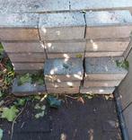 Ongeveer 20 gratis klinkers, Ophalen, Zo goed als nieuw, Beton, Klinkers