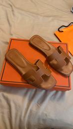 Hermes Oran sandals, Ophalen of Verzenden, Zo goed als nieuw, Sneakers of Gympen