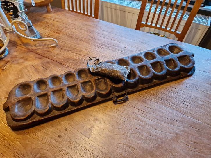 houten Maasai-spel - Mancala, Antiek en Kunst, Curiosa en Brocante, Ophalen of Verzenden