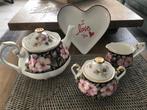 Royal Albert provincial flowers ALBERTA ROSE🌹🤍🌹🤍, Ophalen, Zo goed als nieuw, Bord of Schaal