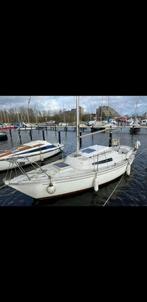 Hurley 700 zeilboot/ jacht, Watersport en Boten, Zo goed als nieuw, Ophalen