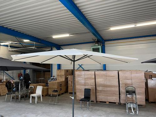 Grote ronde horeca parasol bijna 4 mtr in ecru nieuw, Tuin en Terras, Parasols, Nieuw, Stokparasol, 3 tot 4 meter, Waterdicht
