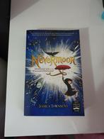 Lees boek nevermoor, Boeken, Ophalen of Verzenden, Zo goed als nieuw