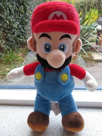 Super Mario van Nintendo uit 2022 meet ca 34 cm beschikbaar voor biedingen