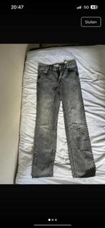 Stradivarius Straight leg D98, Ophalen of Verzenden, Zo goed als nieuw, Grijs, W28 - W29 (confectie 36)