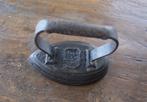 Oud Gietijzeren Vintage Strijkijzer-H.12 cm, L.15 cm, B.9 cm, Antiek en Kunst, Curiosa en Brocante, Ophalen of Verzenden