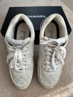 Chanel classic sneakers, Kleding | Dames, Grijs, Ophalen of Verzenden, Zo goed als nieuw, Chanel