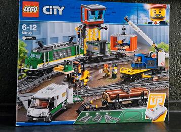LEGO City Vrachttrein 60198  beschikbaar voor biedingen