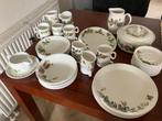 compleet Wedgwood servies van Marjolein Bastin, Verzamelen, Porselein, Kristal en Bestek, Compleet servies, Zo goed als nieuw