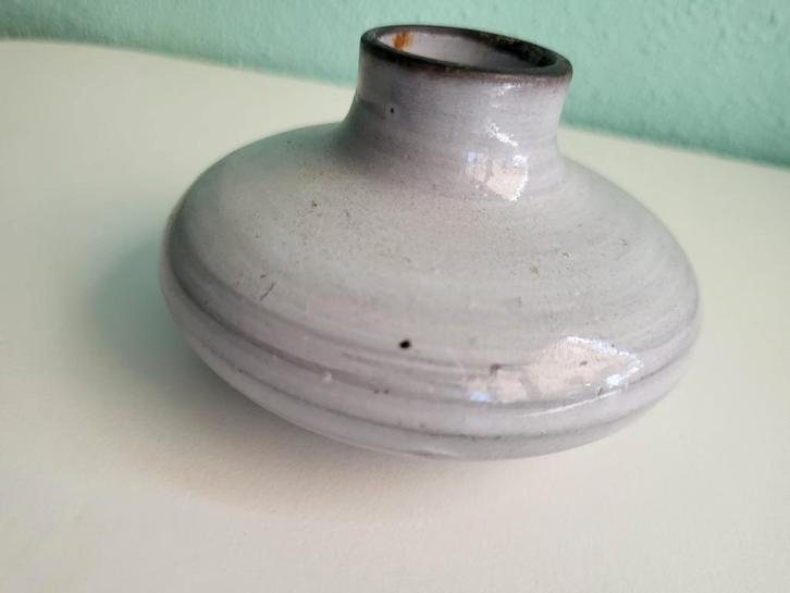 Vintage Vaas - Hel Goedhart, Huis en Inrichting, Woonaccessoires | Vazen, Gebruikt, Wit, Minder dan 50 cm, Aardewerk of Porselein