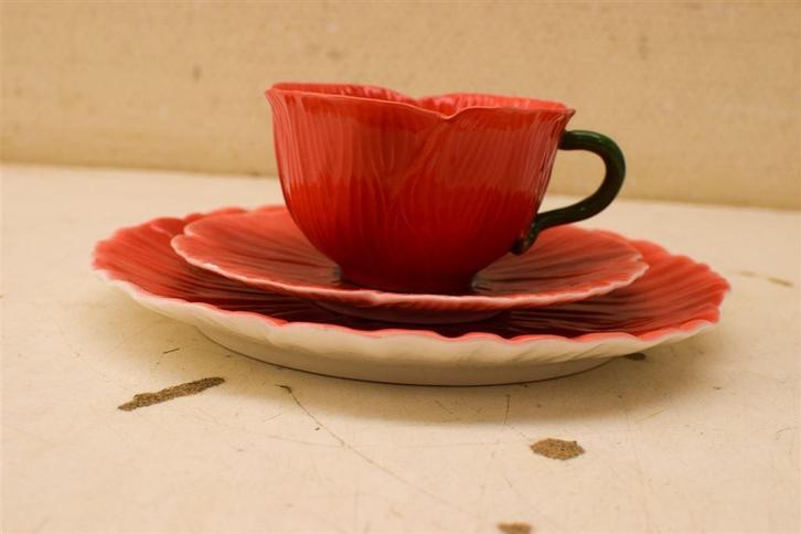 3 delig M Meander porseleinen bord en kopje en schotel 47402, Huis en Inrichting, Keuken | Servies, Gebruikt, Kop(pen) en/of Schotel(s)