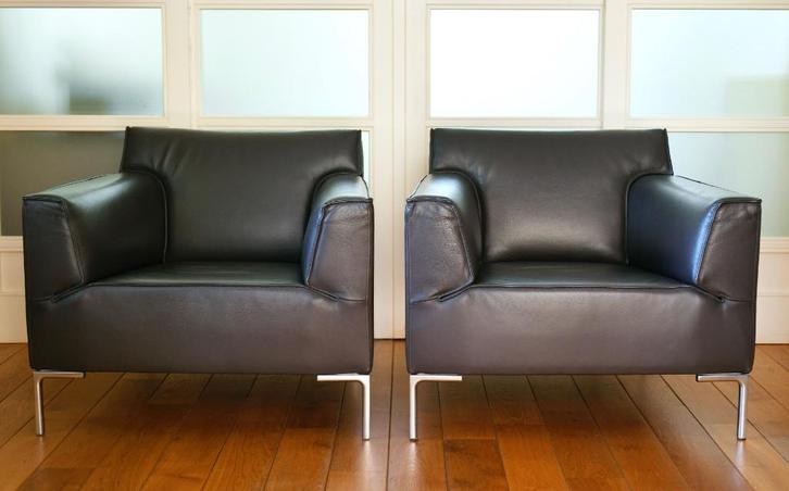 Bloq Design On Stock 2x fauteuil leer bruin design fauteuils, Huis en Inrichting, Fauteuils, Zo goed als nieuw, Leer, Metaal, 75 tot 100 cm