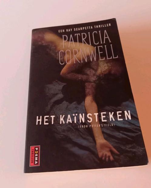 Diverse Patricia Cornwell thrillers, 2 stuks, Boeken, Thrillers, Zo goed als nieuw, Nederland, Ophalen of Verzenden