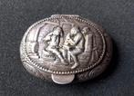 Zilveren snuffbox, zwaardje en meesterteken., Ophalen of Verzenden
