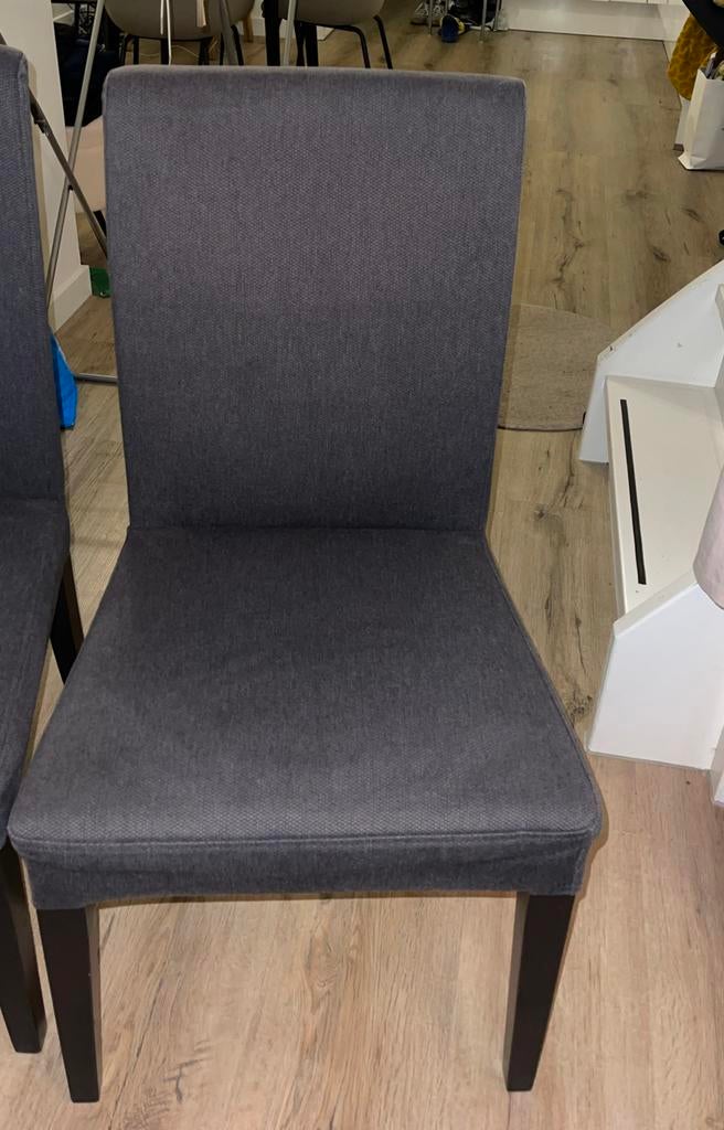 2 IKEA Bergmund stoelen, Huis en Inrichting, Stoelen, Ophalen, Gebruikt, Twee, Grijs