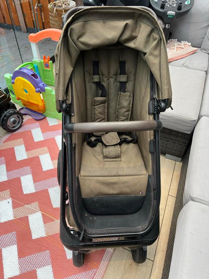 Dubatti Kinderwagen - Donker Groen, Kinderen en Baby's, Kinderwagens en Combinaties, Gebruikt, Combiwagen, Overige merken, Luchtbanden