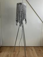 Design driepoot vloerlamp met “zilver rok” Kare Design, Ophalen, Design, Zo goed als nieuw, 150 tot 200 cm