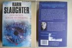 225 - Een lichte koude huivering - Karin Slaughter, Ophalen of Verzenden, Zo goed als nieuw, Karin Slaughter, Amerika