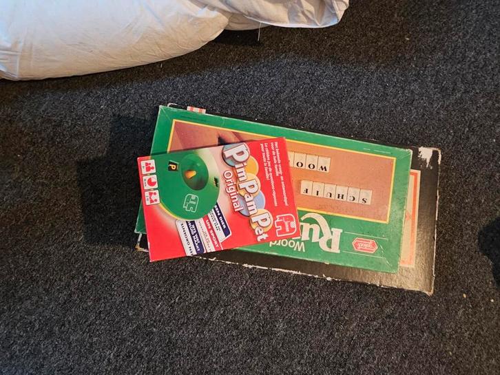 Gezelschapsspellen: Monopoly, Rummikub, Pimpam Pet, Hobby en Vrije tijd, Gezelschapsspellen | Bordspellen, Gebruikt, Een of twee spelers