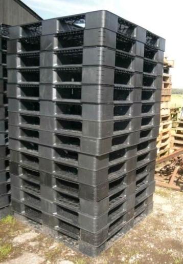Kunststof Pallets plastic  Duurzaam  80x120 en 100x120 beschikbaar voor biedingen