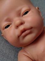 Pop Berjusa, volvinyl. Jongetje., Verzamelen, Poppen, Ophalen of Verzenden, Pop