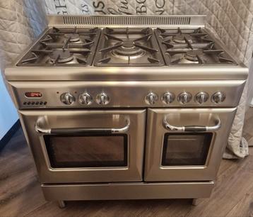 Fratelli 5 Pit Gasfornuis met 2 Ovens (Kan Bezorgd Worden). beschikbaar voor biedingen