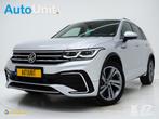 Volkswagen Tiguan 1.4 TSI eHybrid R-Line Exclusive | Panoram, Auto's, Volkswagen, 1716 kg, Gebruikt, Zwart, 4 cilinders